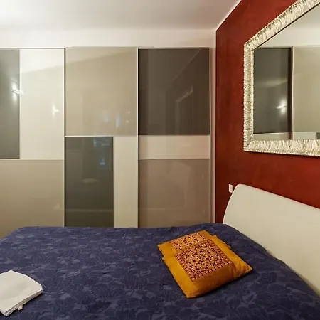 - Luxury Flat Near Duomo *